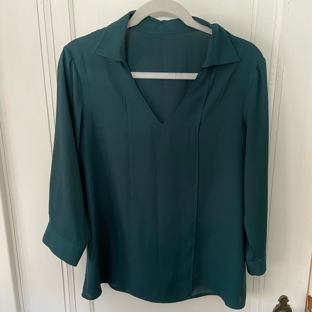 Tailor Made V-neck Blouse with 3/4 Sleeves (L)